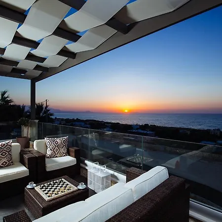 Velvet Breeze Superior * Ставроменос